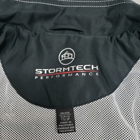 Boys stormtech performance black, white light jacket youth size small - Picture 6 of 9
